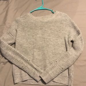 Light grey sweater